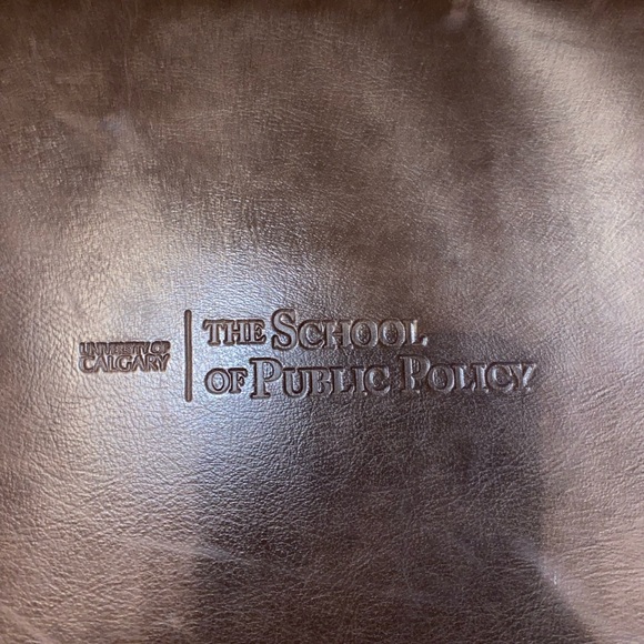 University of Calgary Laptop/Library bag - Picture 2 of 2